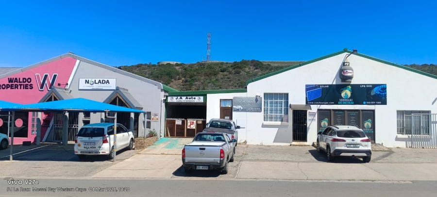 Commercial Property for Sale in Voorbaai Western Cape